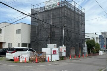白石モデル施工中
